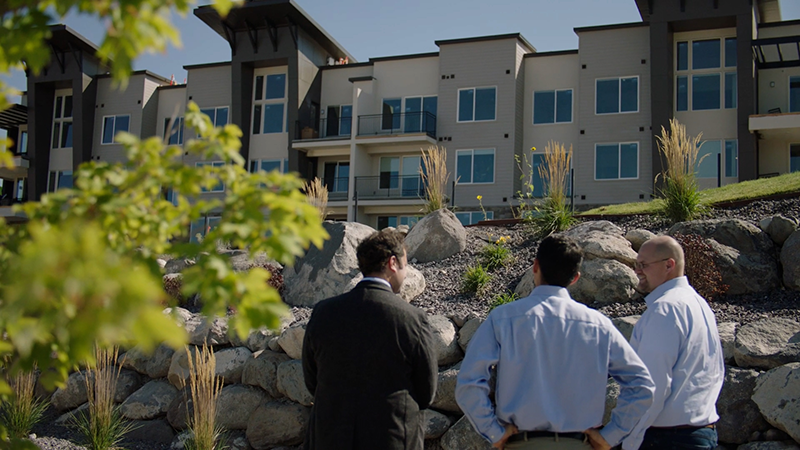 Rocky Mountain Power’s innovative Wattsmart Battery program transforms thousands of intermittent rooftop solar systems, such as the one on Soleil Lofts Apartments in Herriman, Utah, pictured here, into firm dispatchable grid assets.